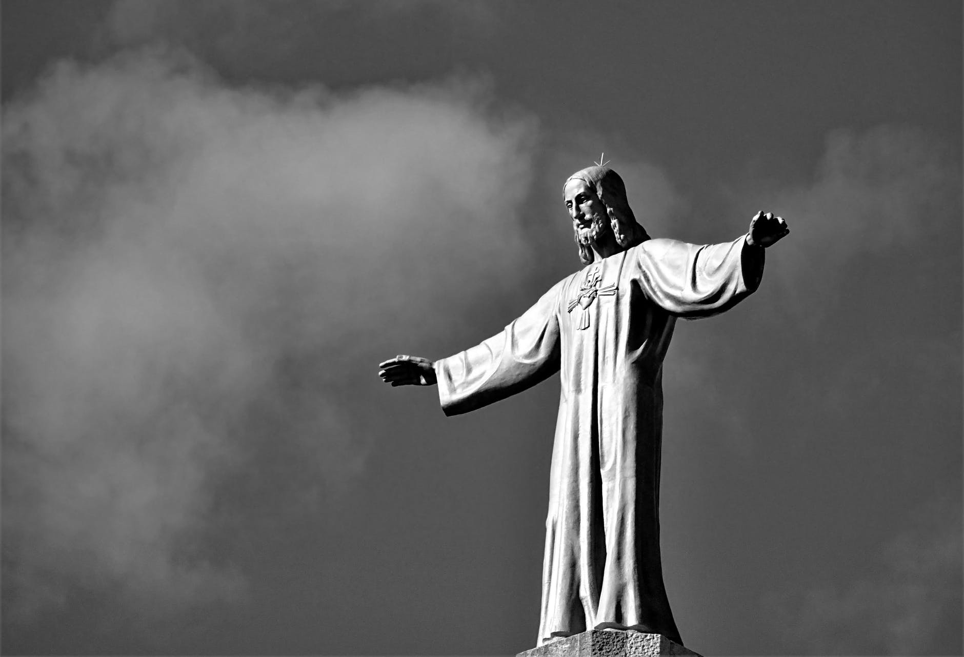 Gab es Jesus wirklich? Statue von Jesus